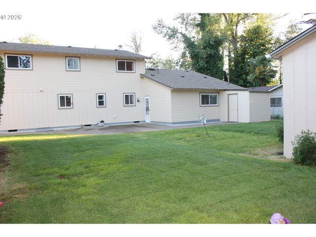 911 CUMMINGS Ln, Keizer, OR 97303