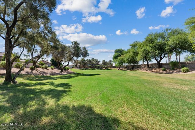 3928 S HOLLYHOCK Place, Chandler, AZ 85248