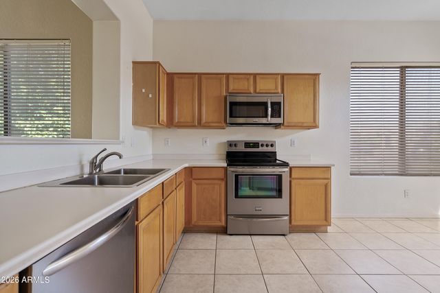 3928 S HOLLYHOCK Place, Chandler, AZ 85248