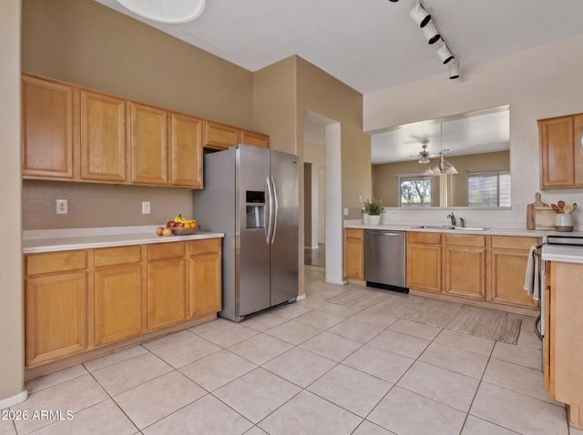 3928 S HOLLYHOCK Place, Chandler, AZ 85248