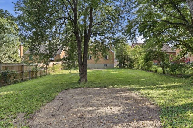 2712 W Galbraith Road, Colerain Twp, OH 45239
