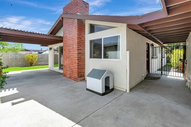 1522 W Robin, Orange, CA 92868
