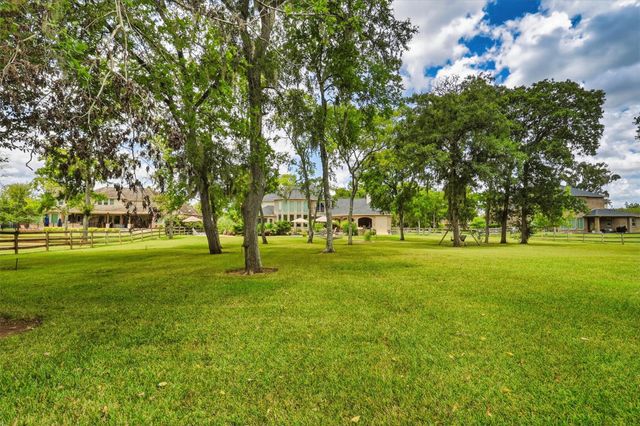 3406 Wellspring Lake Drive, Fulshear, TX 77441