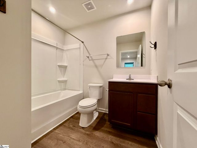 818 Cranbrook Drive, Woodruff, SC 29388