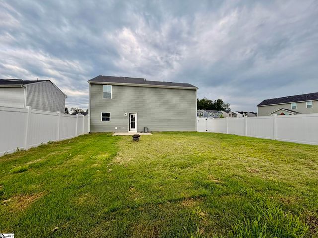 818 Cranbrook Drive, Woodruff, SC 29388