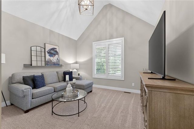 9363 Lind Road, Lenexa, KS 66219