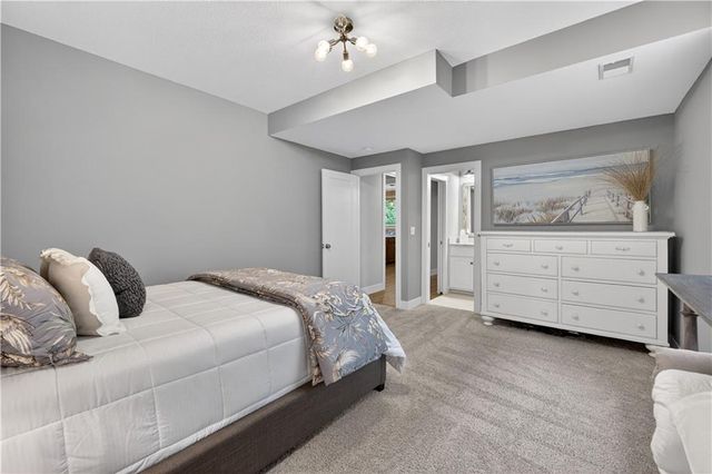 9363 Lind Road, Lenexa, KS 66219