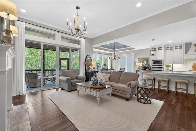 9363 Lind Road, Lenexa, KS 66219