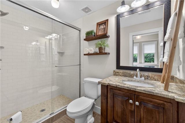 9363 Lind Road, Lenexa, KS 66219