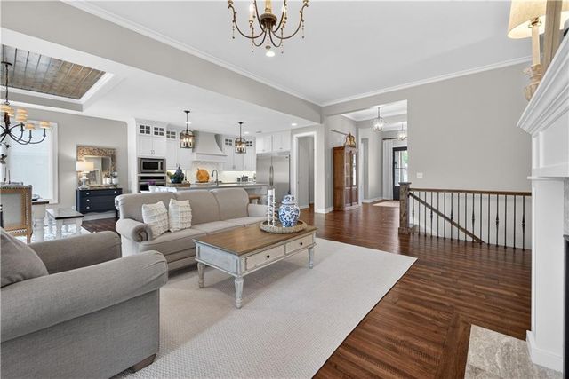 9363 Lind Road, Lenexa, KS 66219