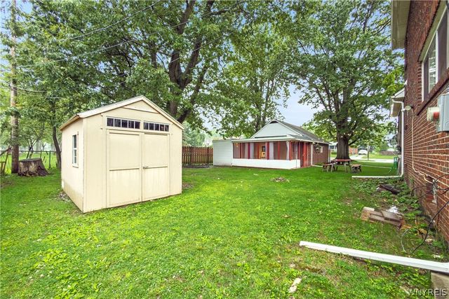 11 South Shore Boulevard, Lackawanna, NY 14218