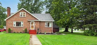 11 South Shore Boulevard, Lackawanna, NY 14218