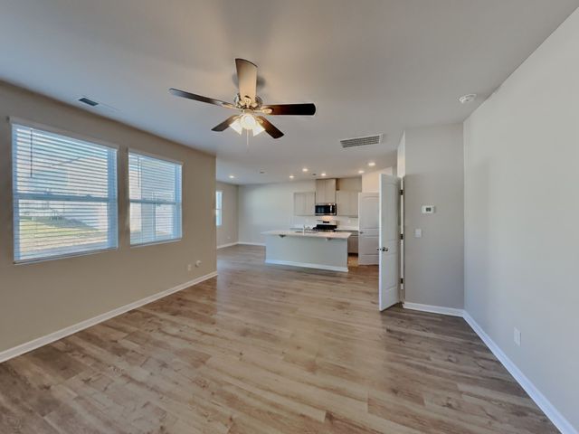 1813 Wellwood Ln, Lebanon, TN 37087