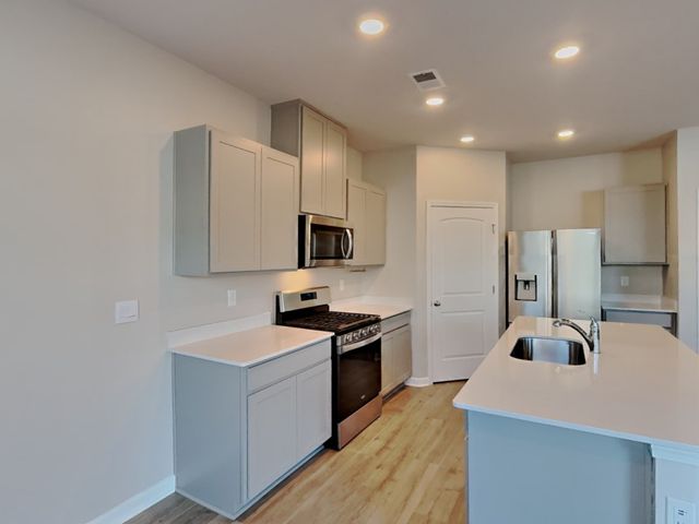 1813 Wellwood Ln, Lebanon, TN 37087