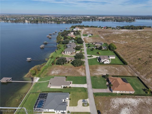 538 Sunset Pointe Drive, Lake Placid, FL 33852