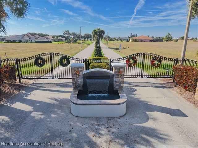 538 Sunset Pointe Drive, Lake Placid, FL 33852