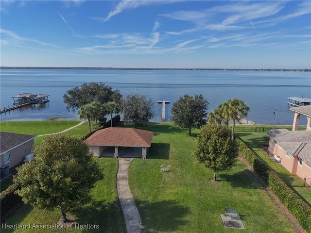 538 Sunset Pointe Drive, Lake Placid, FL 33852