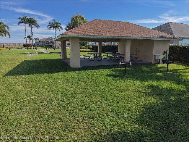 538 Sunset Pointe Drive, Lake Placid, FL 33852