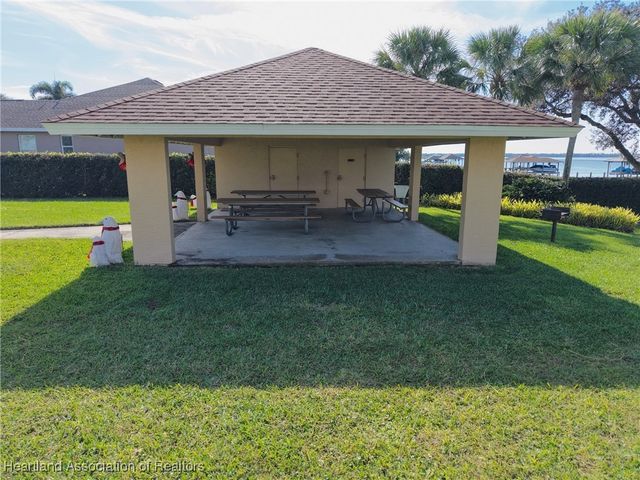 538 Sunset Pointe Drive, Lake Placid, FL 33852