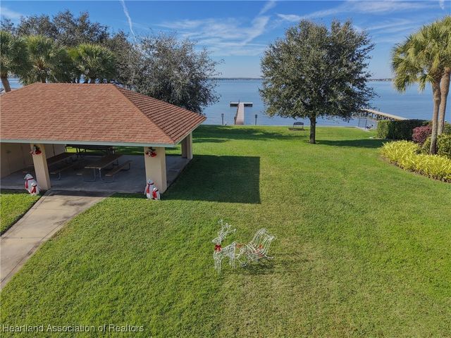 538 Sunset Pointe Drive, Lake Placid, FL 33852