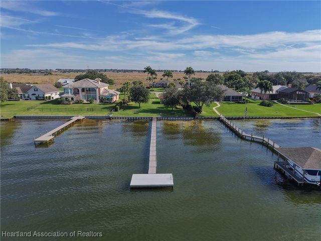 538 Sunset Pointe Drive, Lake Placid, FL 33852