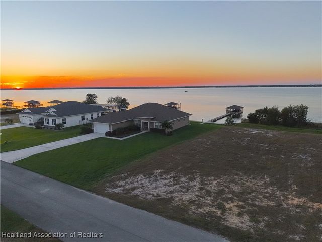 538 Sunset Pointe Drive, Lake Placid, FL 33852