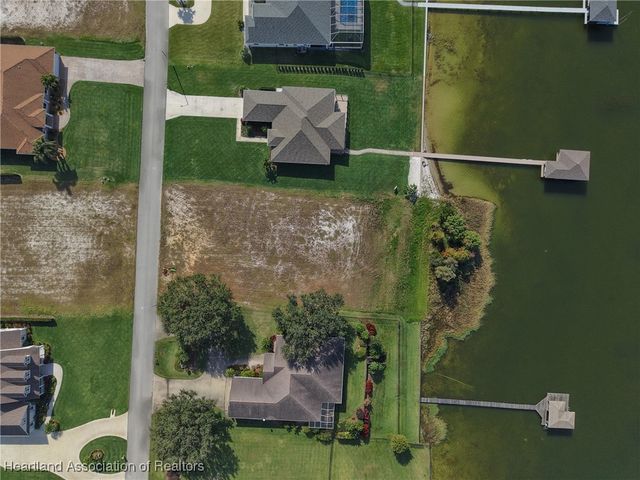 538 Sunset Pointe Drive, Lake Placid, FL 33852