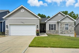 1367 Grey Wolf Drive, Imperial, MO 63052