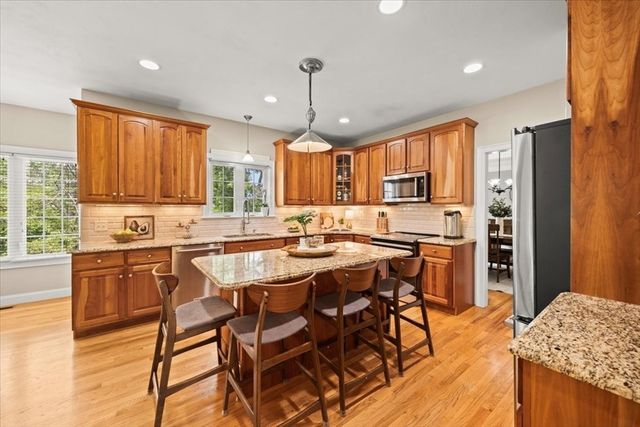 59 Highland Ave, Sudbury, MA 01776
