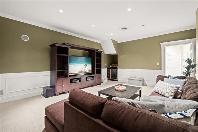 59 Highland Ave, Sudbury, MA 01776