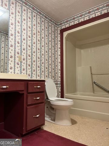 9495 Highway 54, Jonesboro, GA 30238