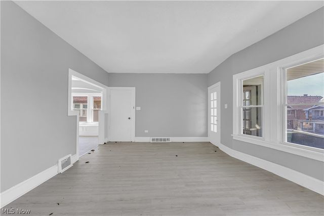 1523 Hillcrest Road, East Cleveland, OH 44118