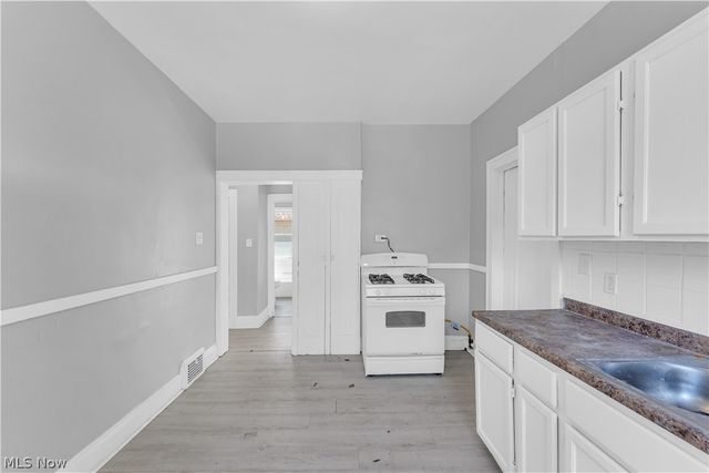 1523 Hillcrest Road, East Cleveland, OH 44118