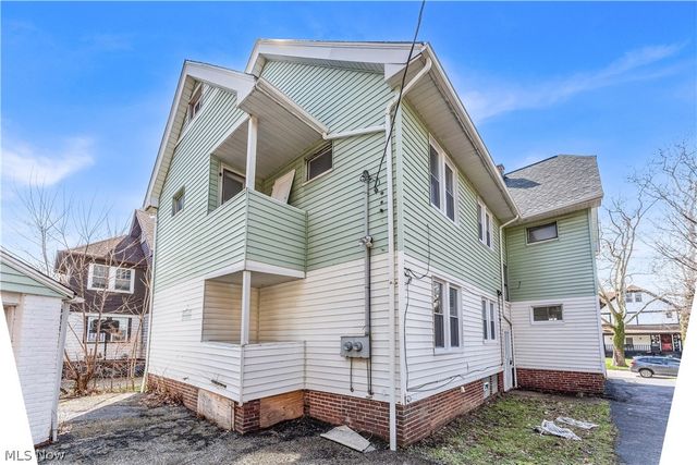 1523 Hillcrest Road, East Cleveland, OH 44118