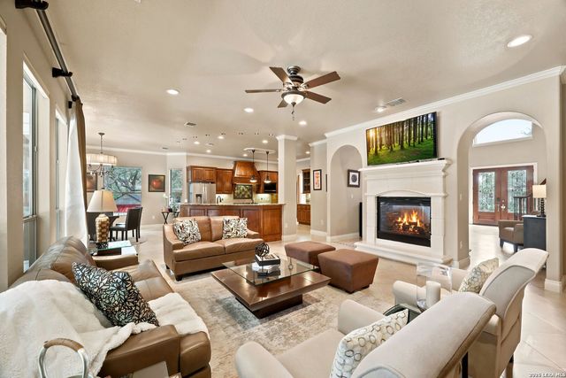 24003 Fog Cyn, San Antonio, TX 78258