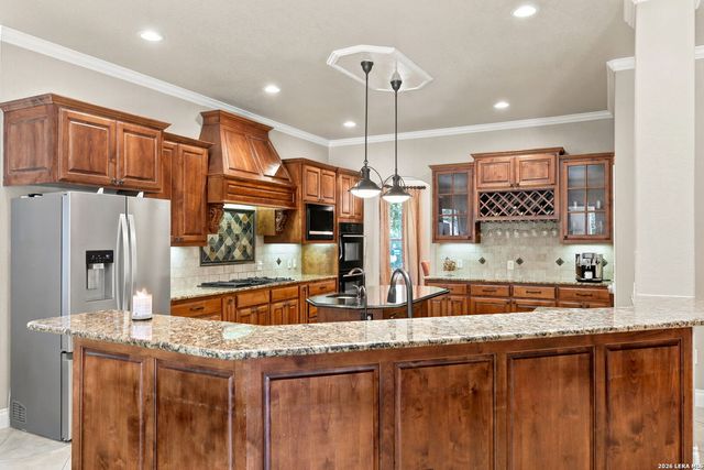 24003 Fog Cyn, San Antonio, TX 78258
