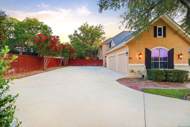 24003 Fog Cyn, San Antonio, TX 78258