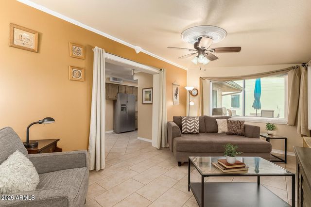 10504 W ROUNDELAY Circle, Sun City, AZ 85351