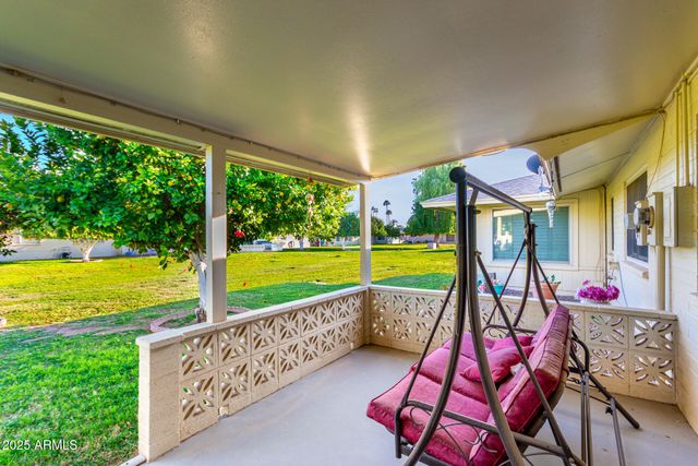 10504 W ROUNDELAY Circle, Sun City, AZ 85351