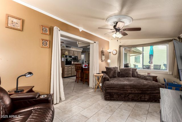 10504 W ROUNDELAY Circle, Sun City, AZ 85351