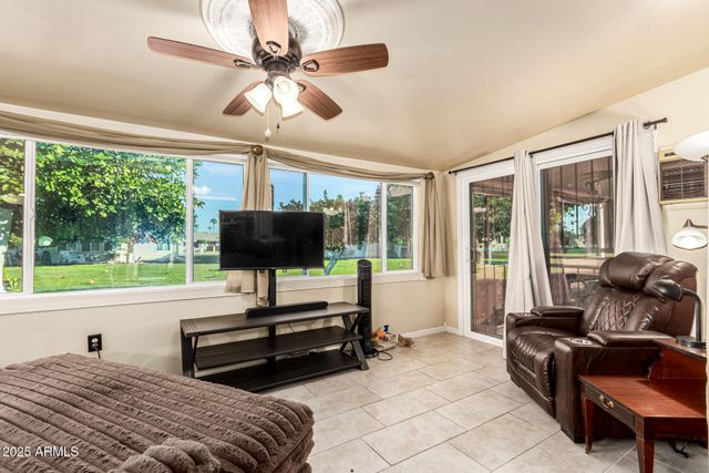 10504 W ROUNDELAY Circle, Sun City, AZ 85351