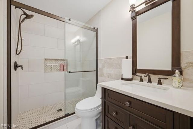 1417 Tapscott CT, Virginia Beach, VA 23456