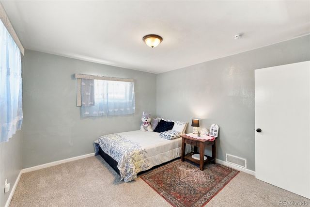 708 Zion Street, Aurora, CO 80011
