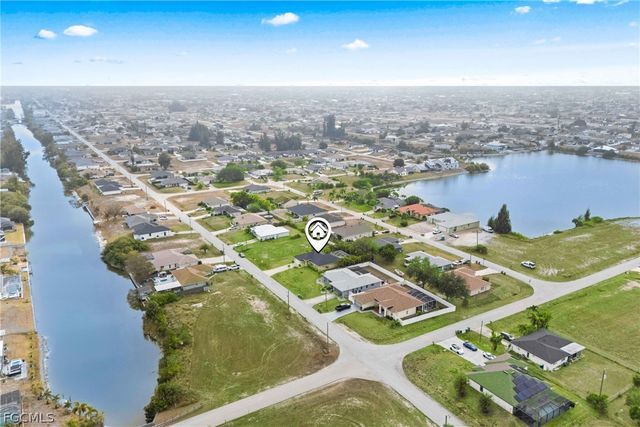 308 NE 19TH TER, Cape Coral, FL 33909