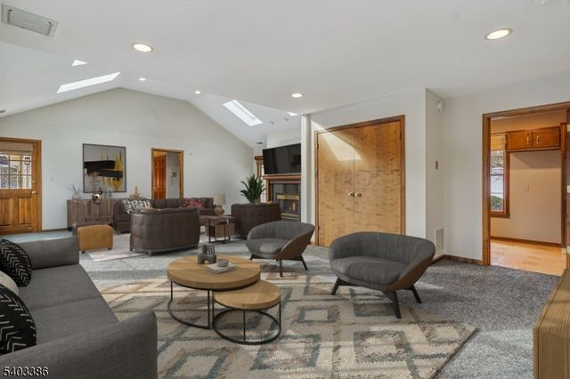 80 Spring Valley Rd, Chatham Twp., NJ 07928