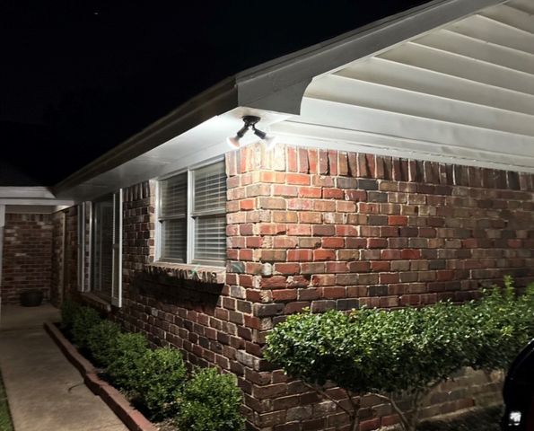 5608 Woodway Drive, Fort Worth, TX 76133