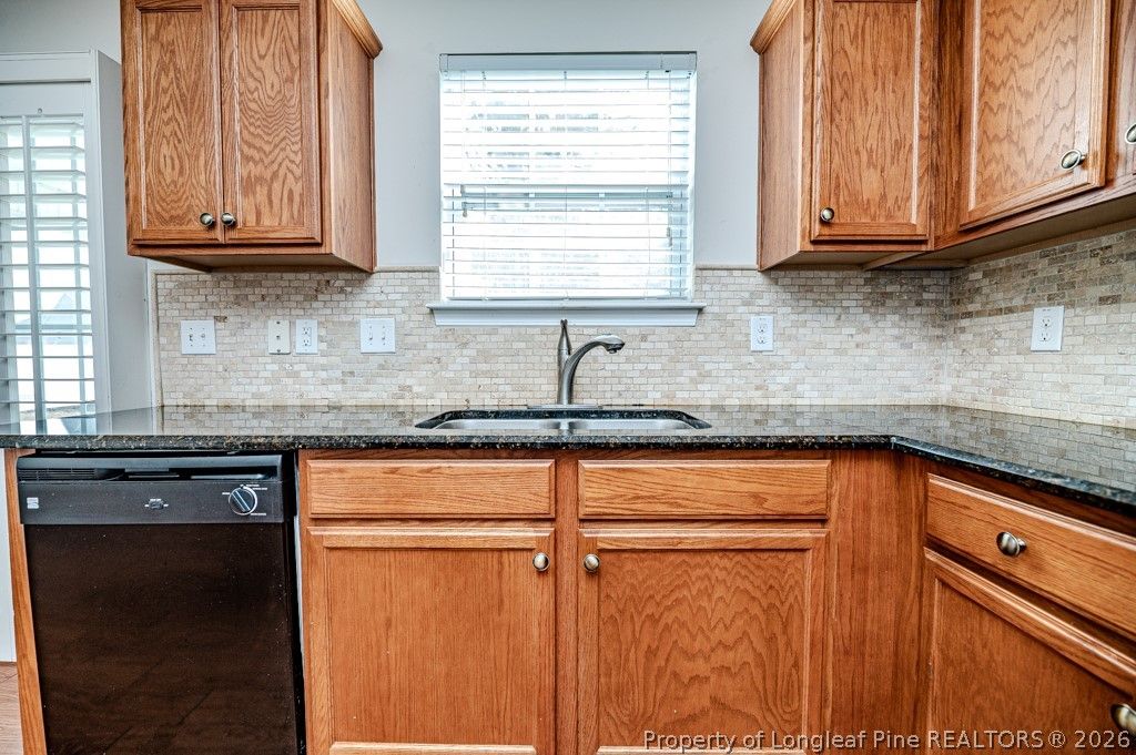 305 Battery Way, Bunnlevel, NC 28323 — photo 6