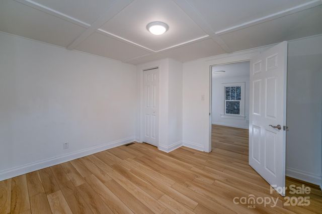 165 Kings Mill Road, Brevard, NC 28712