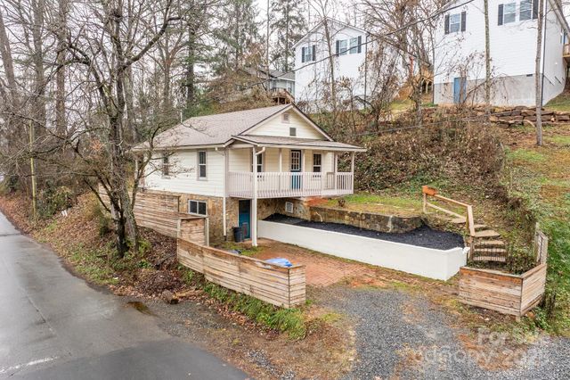 165 Kings Mill Road, Brevard, NC 28712