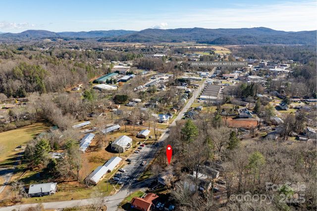 165 Kings Mill Road, Brevard, NC 28712